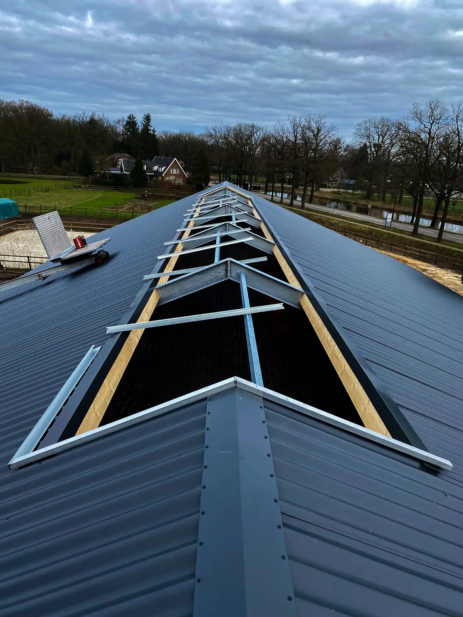 Installation of a skylight in Lieren 1
