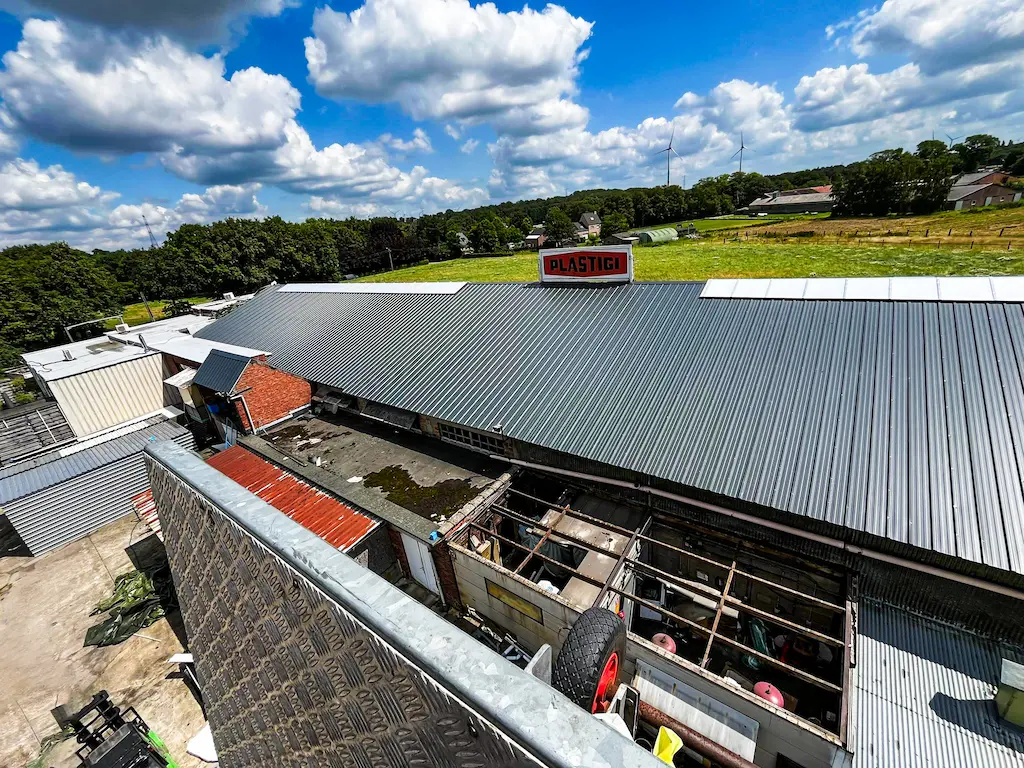 Newly fitted roof after asbestos removal including skylight (front)